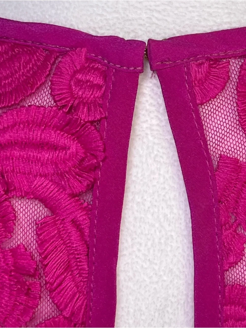 Trina Turk Floral Appliqué Lace Sleeveless Drop Waist Cocktail Dress Fuchsia 2 - Picture 9 of 9